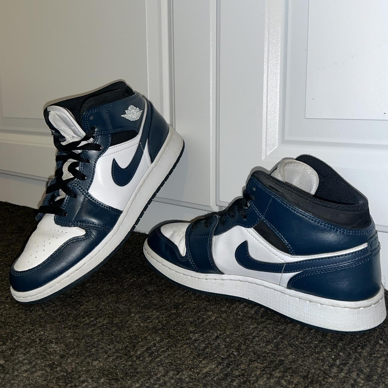 Jordan 1 bleu foncé hot sale