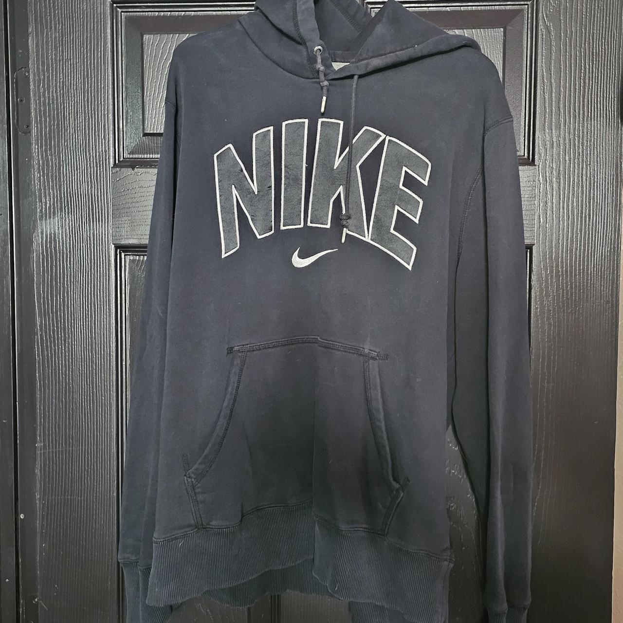 depop nike hoodie