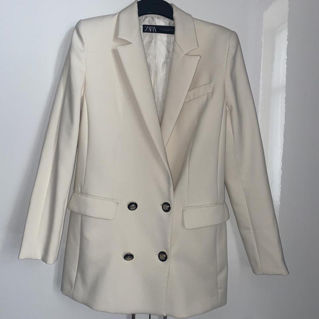 Zara Cropped Flannel Jacket Adorable white, gray, - Depop