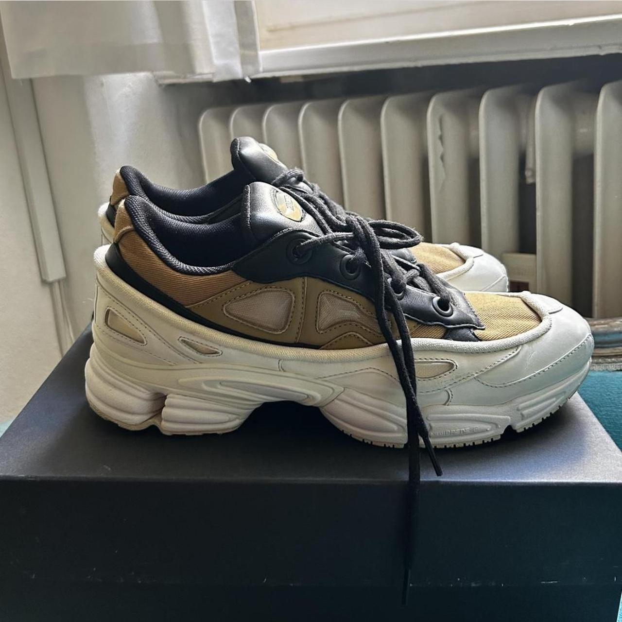 Raf simons ozweego 3 gold hotsell