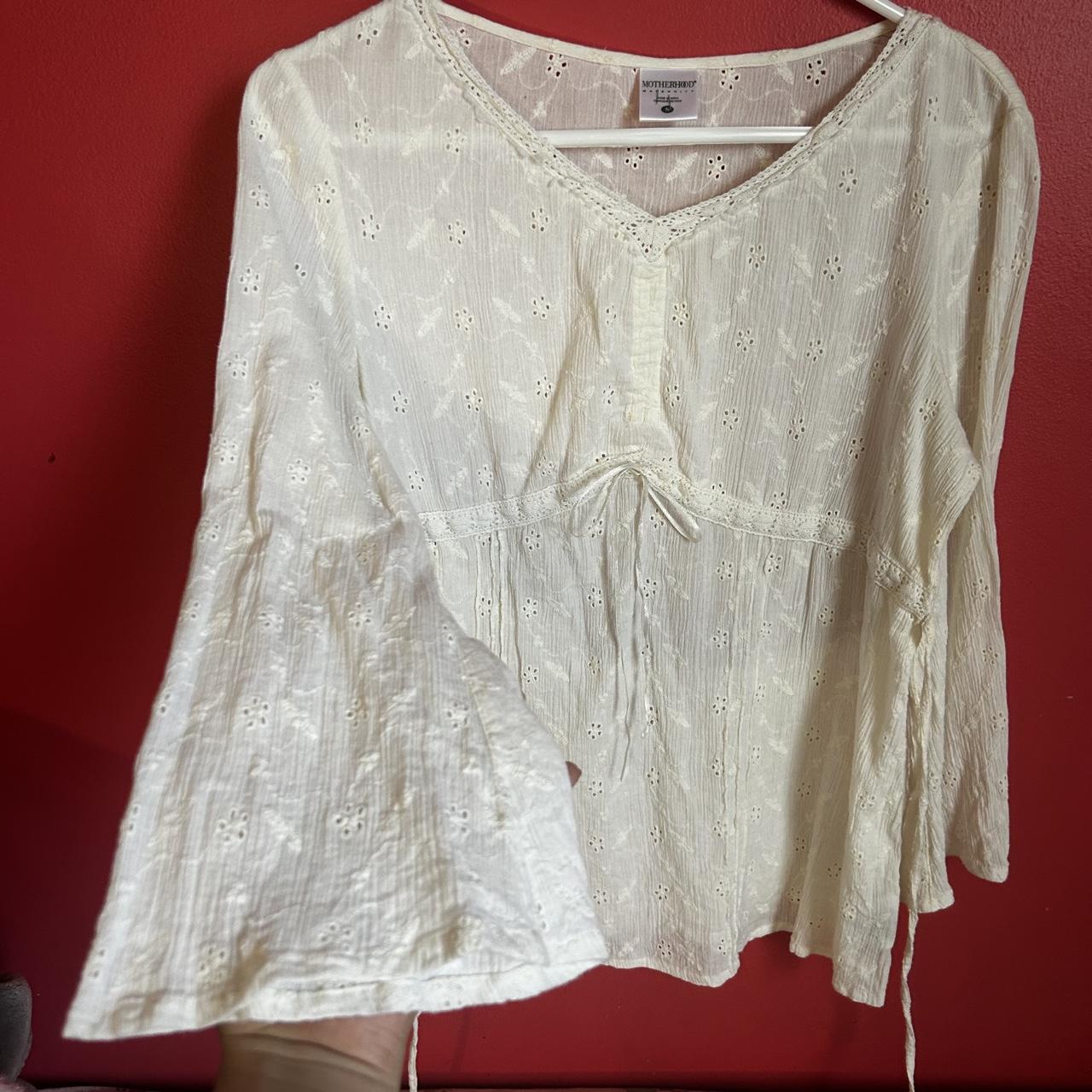Motherhood maternity women's white and cream blouse