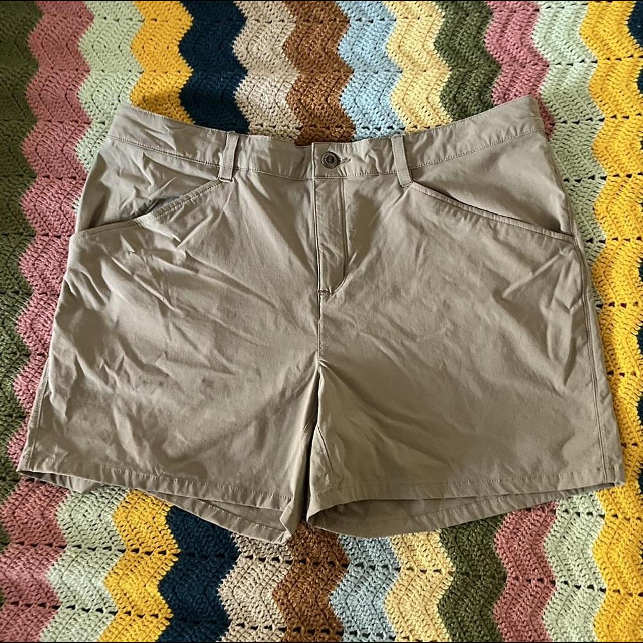 Womens khaki shorts size on sale 14