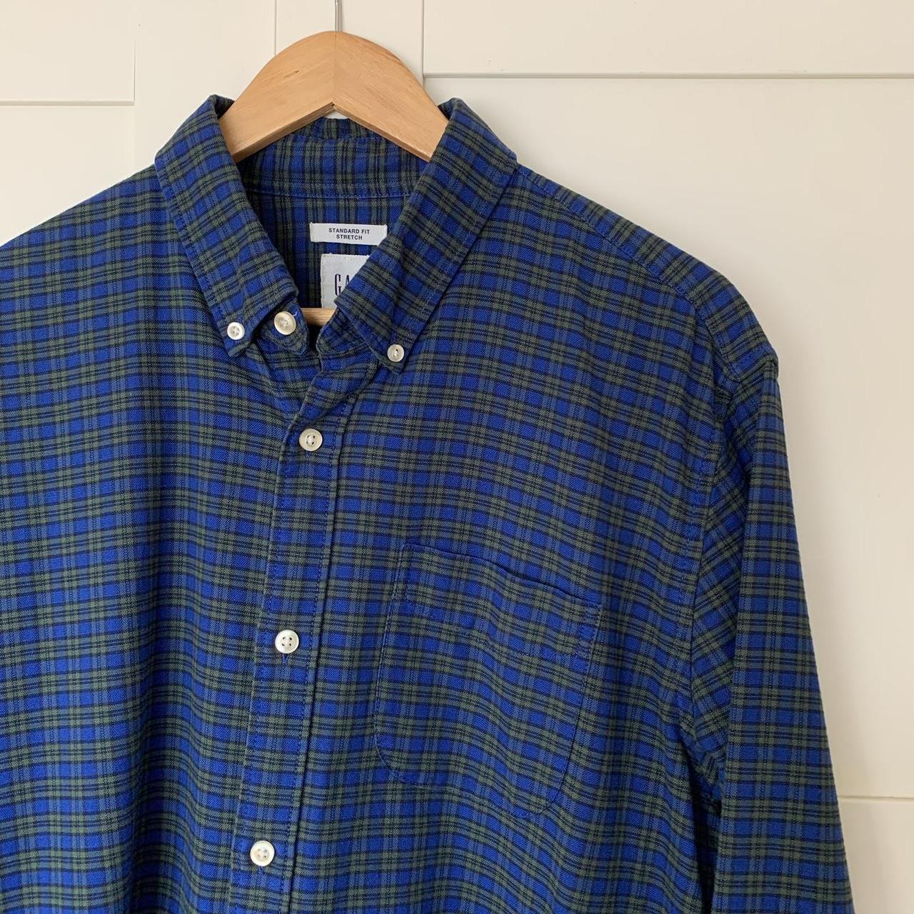 Gap Men's Blue and Green Shirt Depop