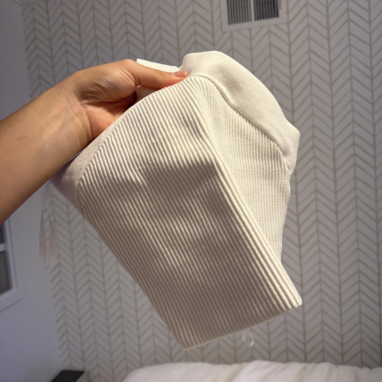 Aritzia Women's Crop top - White - XS – Contour c… - image 3