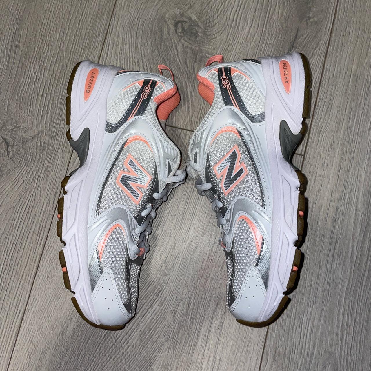 new balance chain trainers