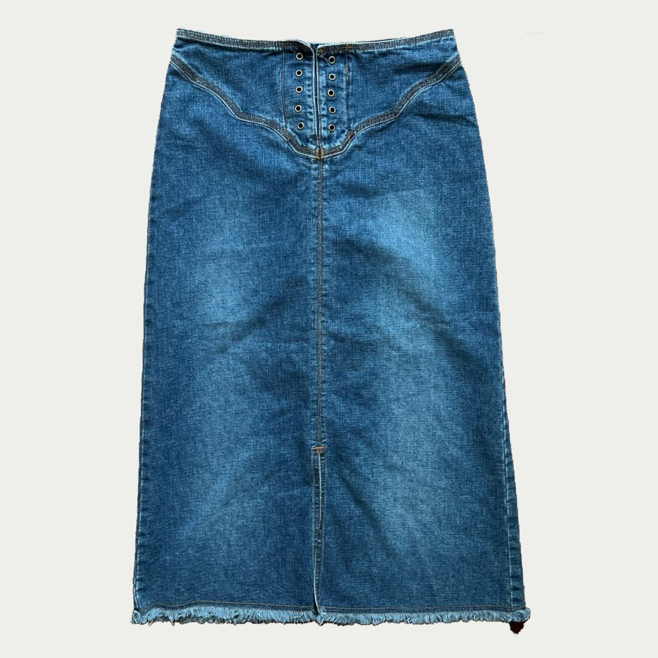 American Vintage Women's Blue Skirt | Depop