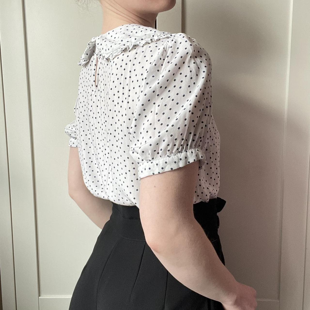 polka dot Peter Pan collar puff sleeve... Depop