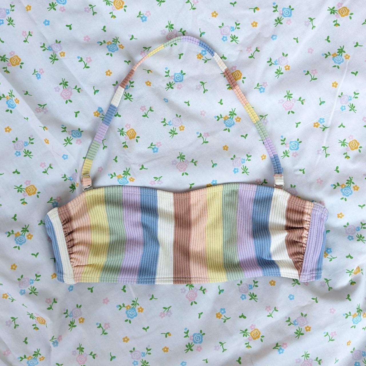 🤍🤍🤍 Cute pastel bathing suit top Halter strap No... Depop