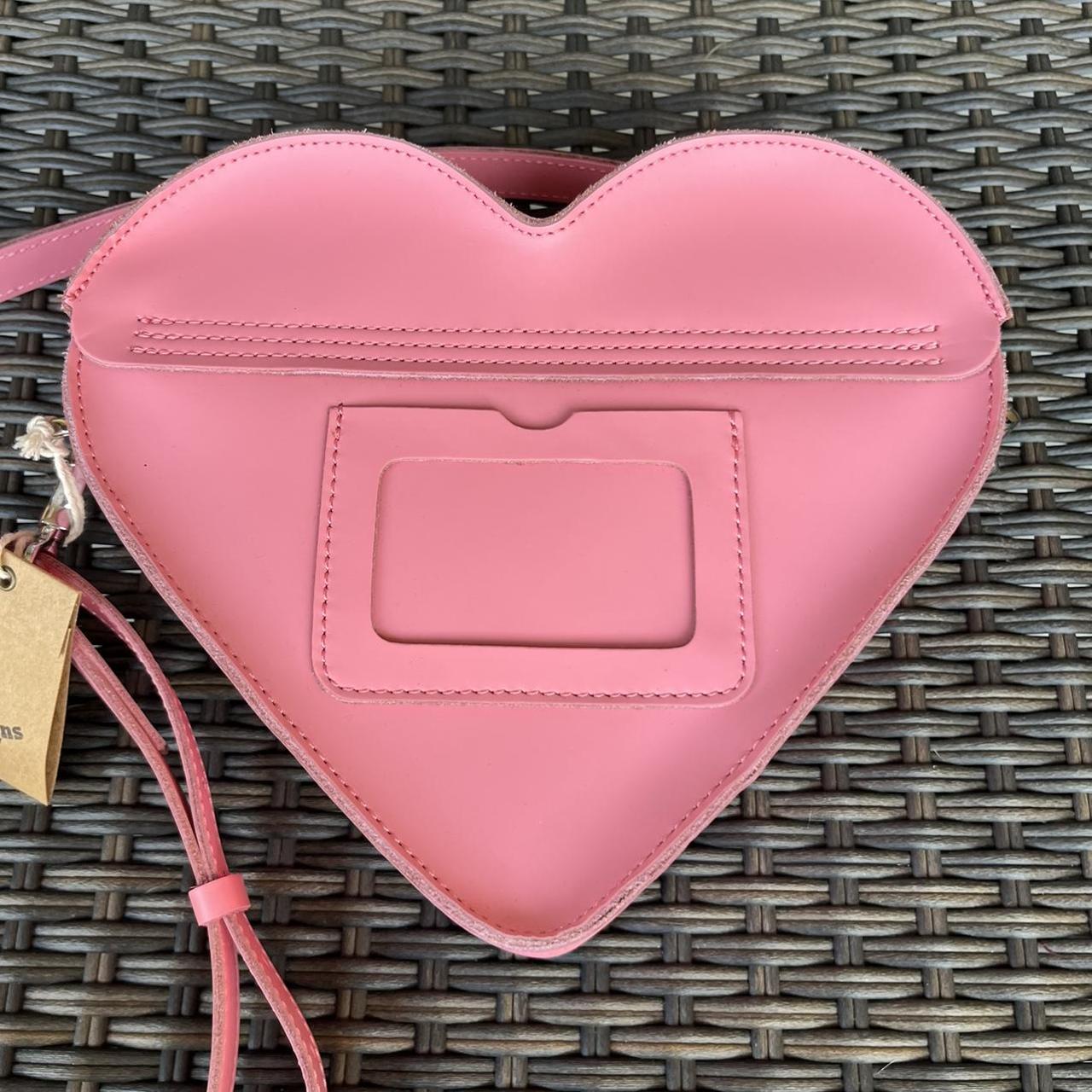 Bag dr-marten-heart - Depop