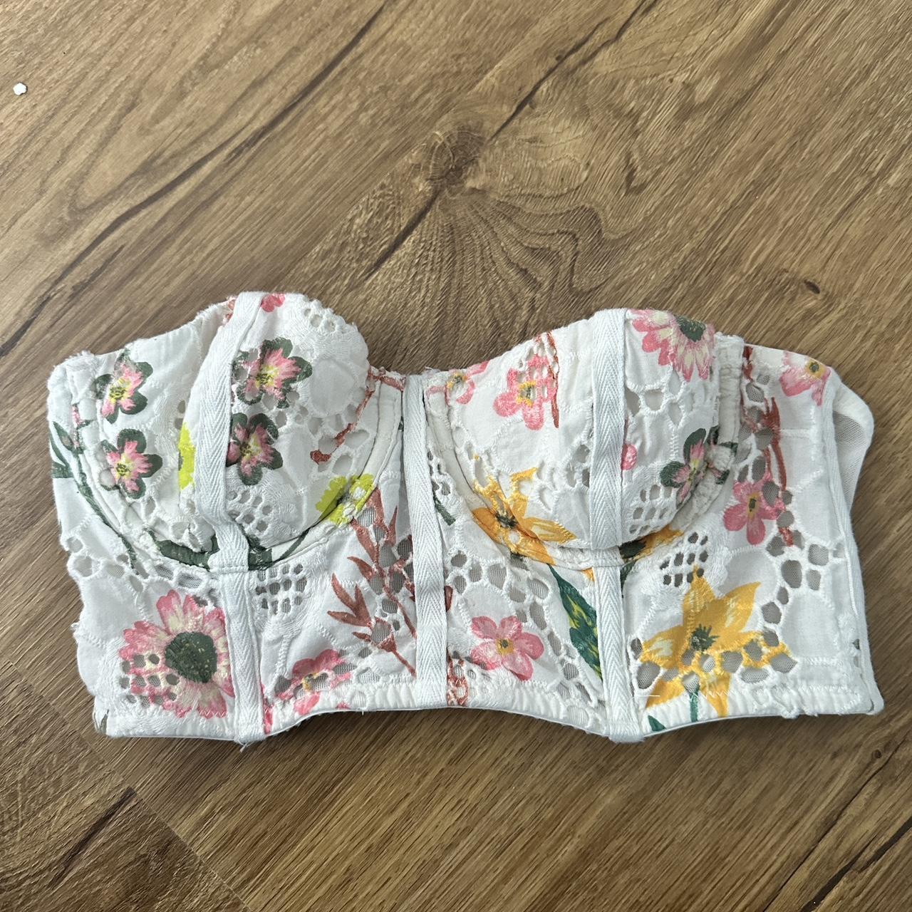 item listed by makailajones
