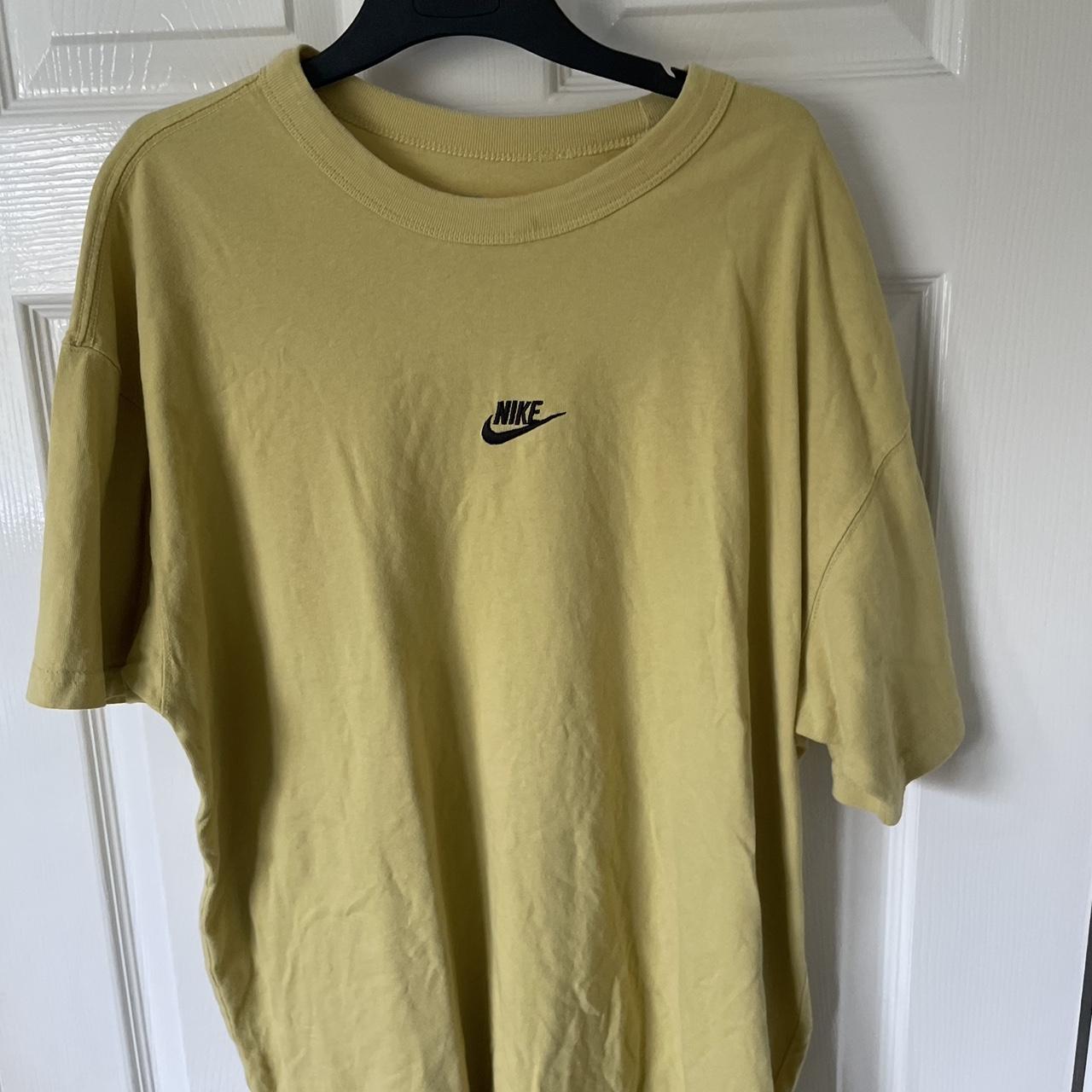 womens yellow nike t shirt