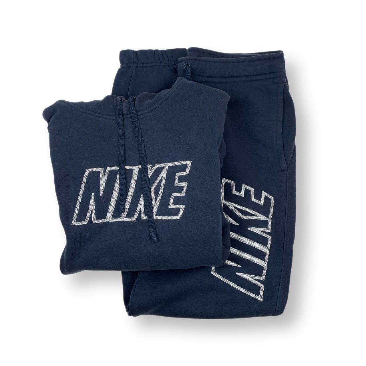 Nike club hotsell tracksuit navy