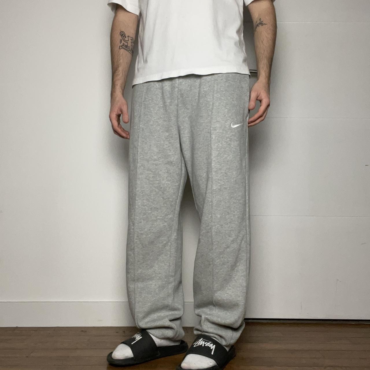 mens grey nike joggers medium