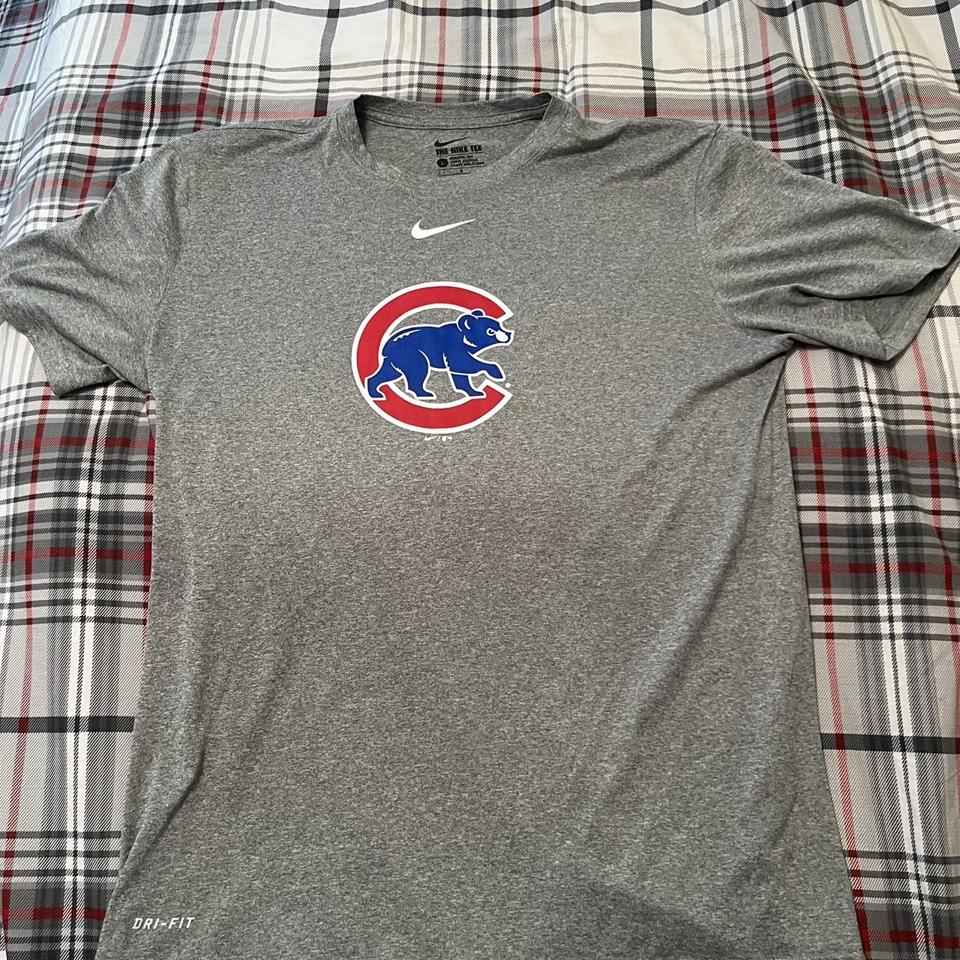 Nike Dri Fit Cubs T Shirt Mens L Large Short - Depop