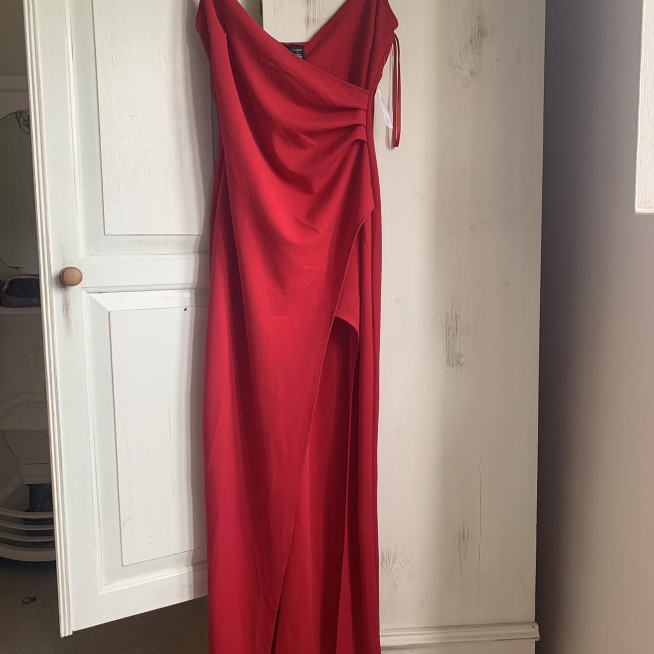 Stunning red dress! ️Never warn, still had the tag... - Depop