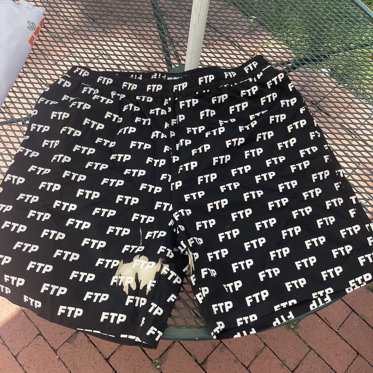 通販大人気FTP all over shorts サイズL ショートパンツ