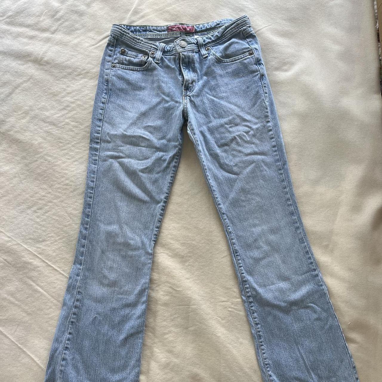 Superlow 518 bootcut Levi jeans Size 9 L fits. Depop