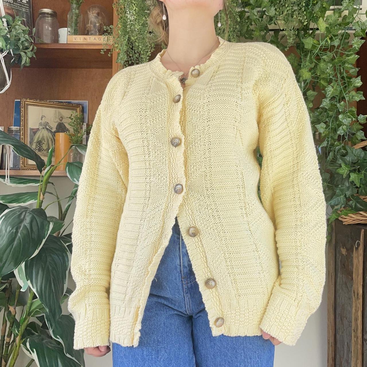 Vintage knit pastel yellow cardigan / this sweater...