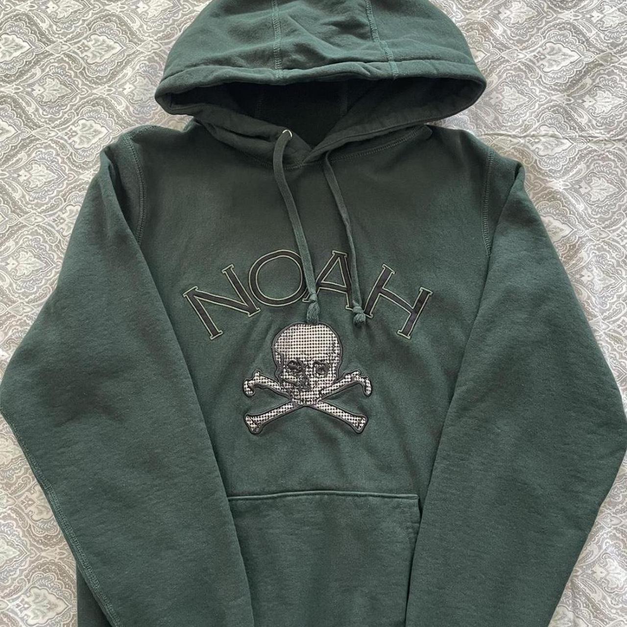 Minimalist Noah Brand Reverse Weave Hoodie Size... - Depop