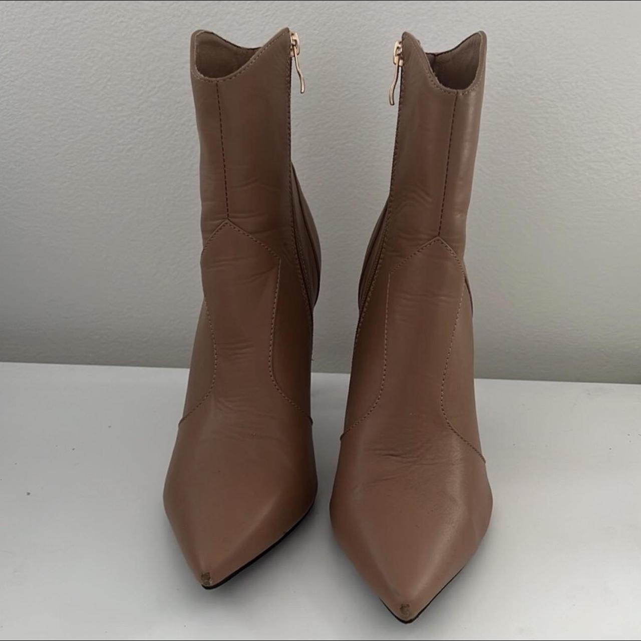 Billions Women's Brown Boots (2)