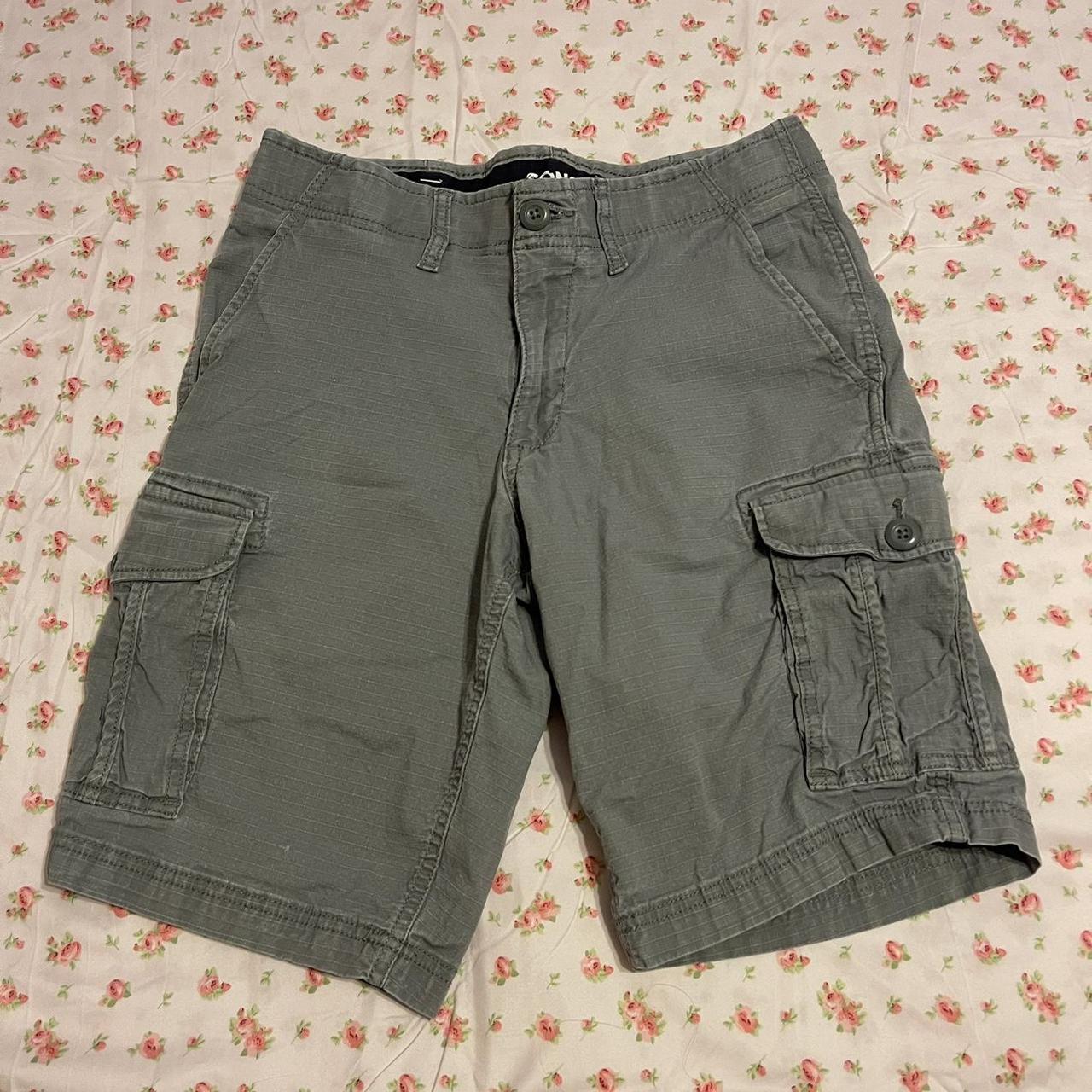 sonoma cargo shorts size 30, can fit a 2/4 in... - Depop