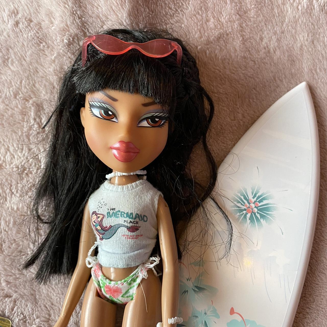 Bratz doll - Jade - Sunkissed Summer collection