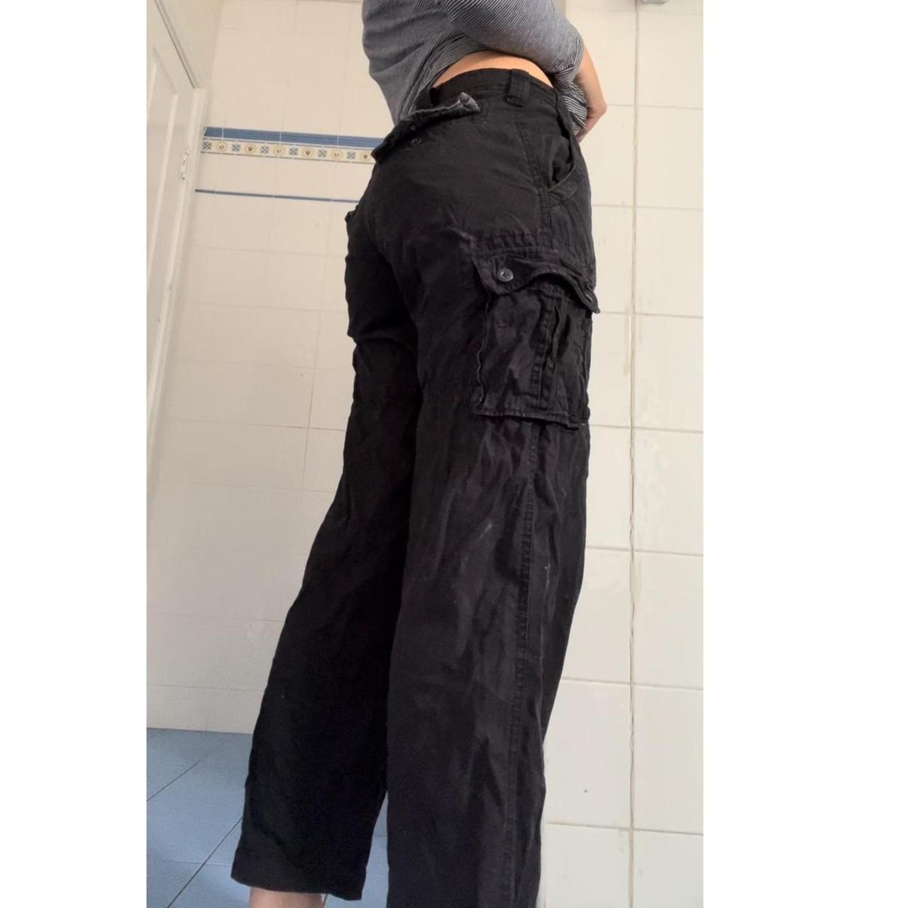 Black cargo style pants Size 6-8 depending on fit-... - Depop