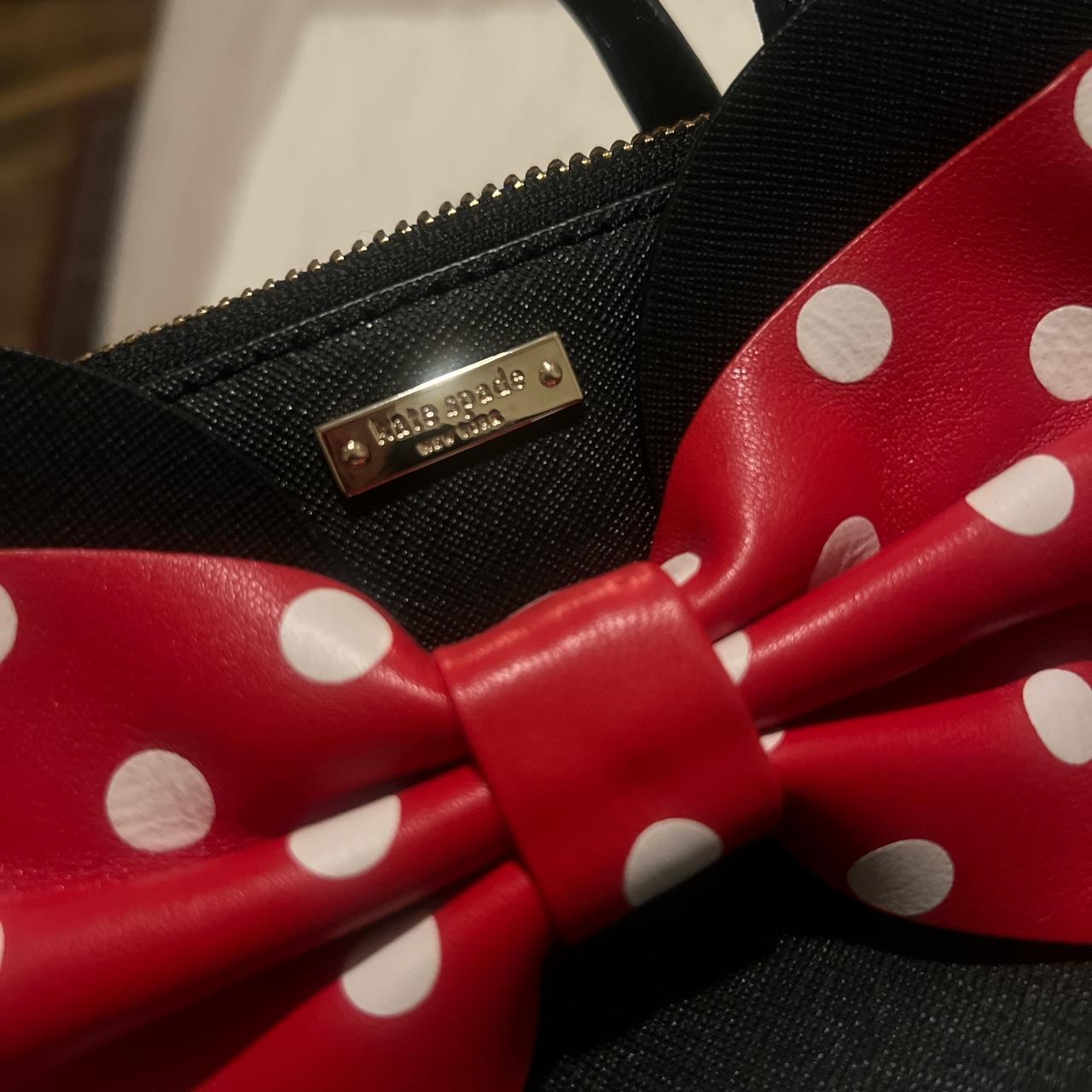 Kate Spade X Disney Minnie Mouse Polka Dot Crossbody Camera Bag (White  Multi): Handbags: Amazon.com