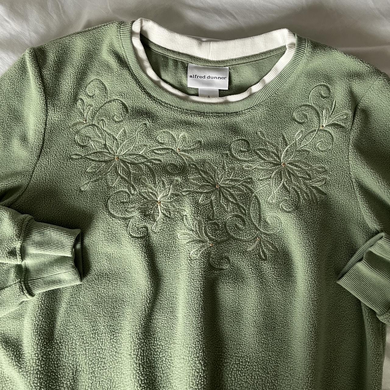 Alfred Dunner Women's Green Sweatshirt (2)