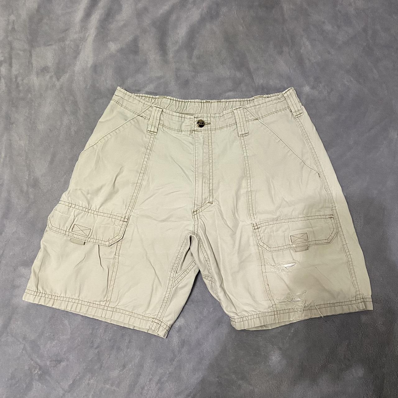 Y2K REI Cargo Shorts - perfect wear - waist size 34 - - Depop