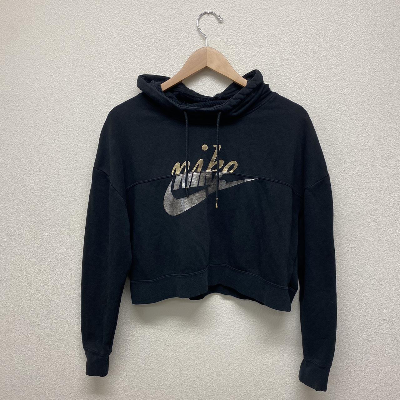 cropped nike hoodie women