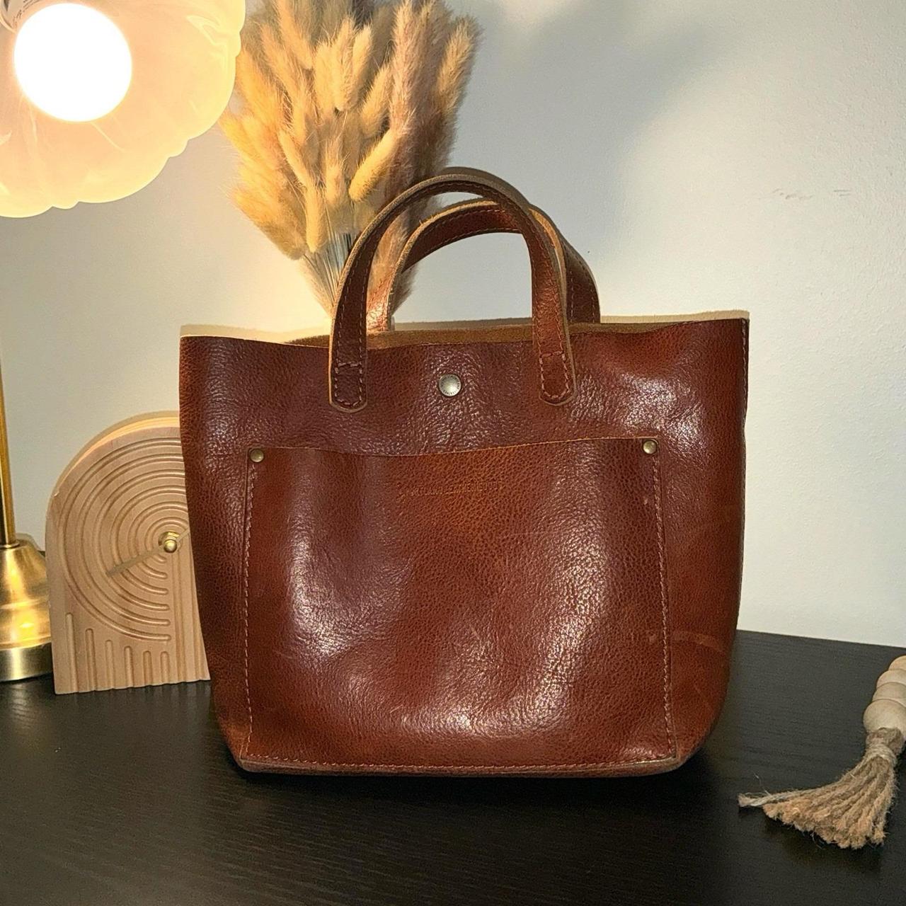 item listed by thriftingisuplifting