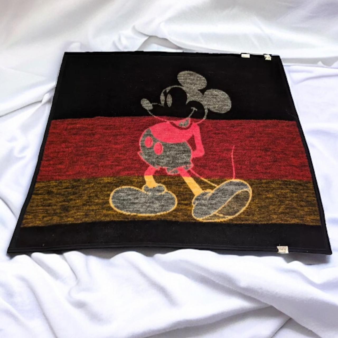 item listed by thriftingisuplifting