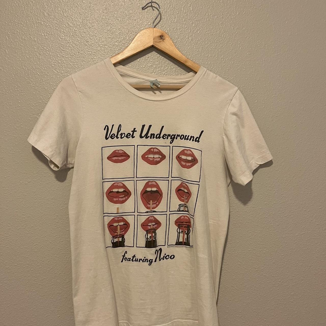 Velvet Women's Cream T-shirt