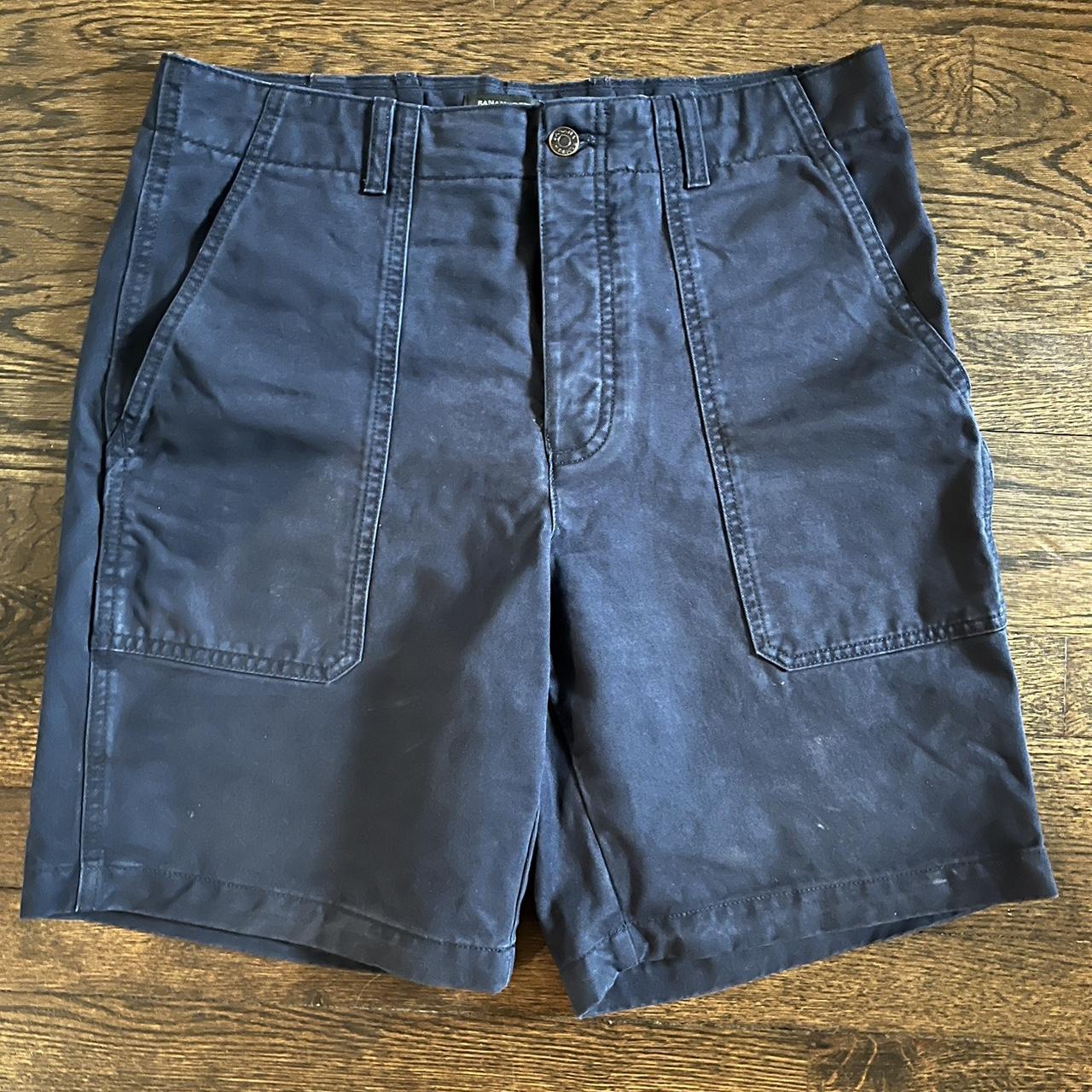 Banana Republic Men's Shorts Depop