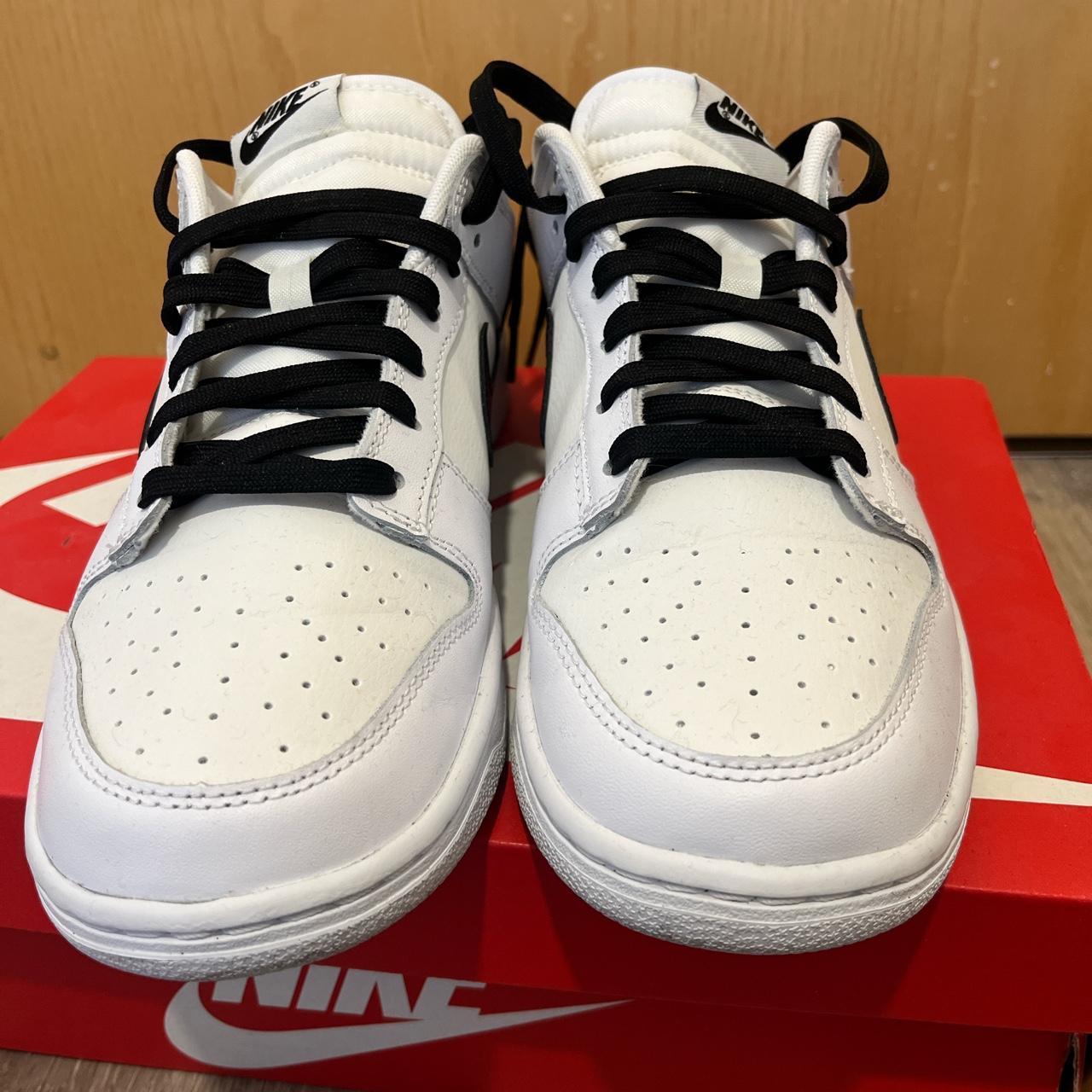 Nike Men's White and Black Trainers | Depop