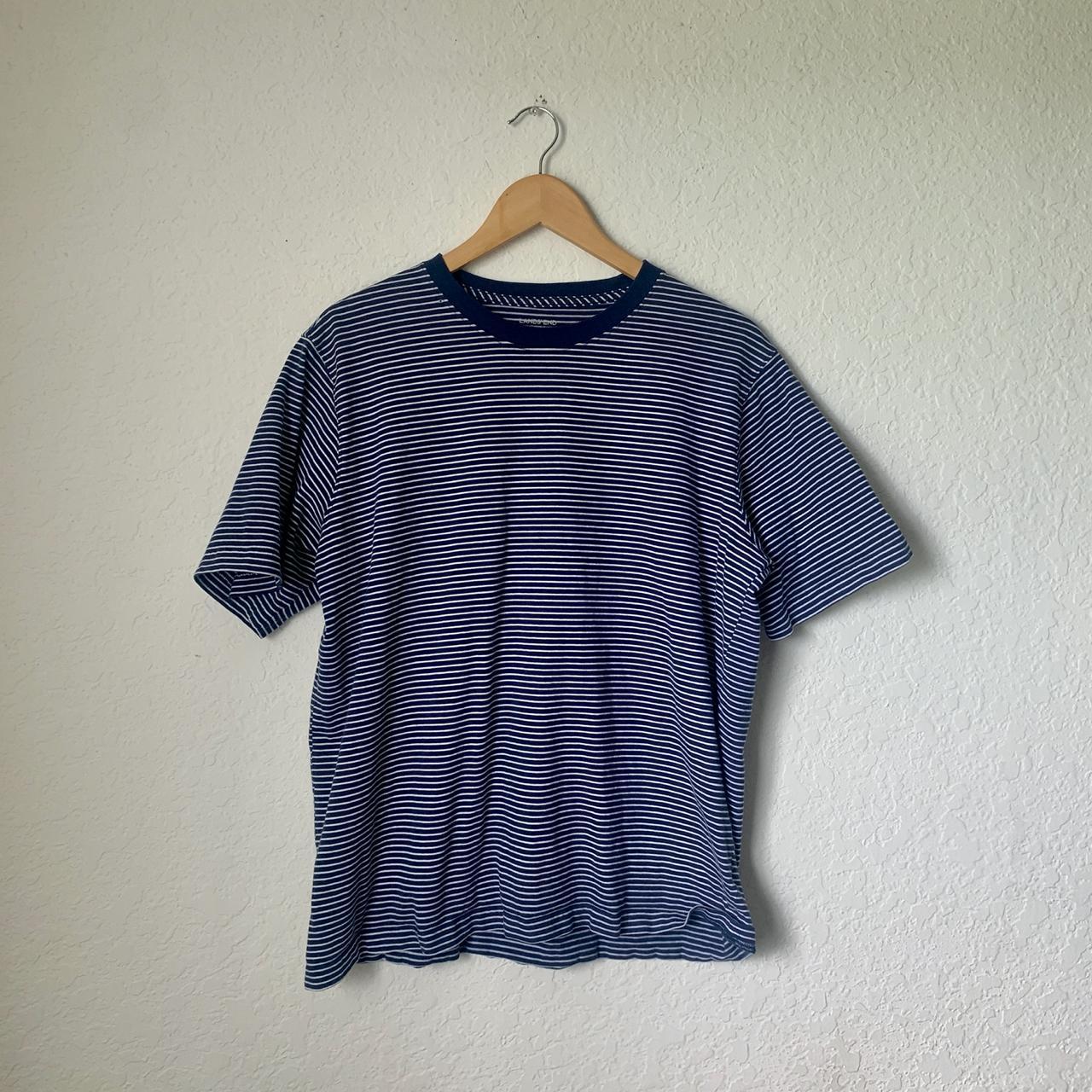 Lands' End Men's Navy and White Tshirt Depop