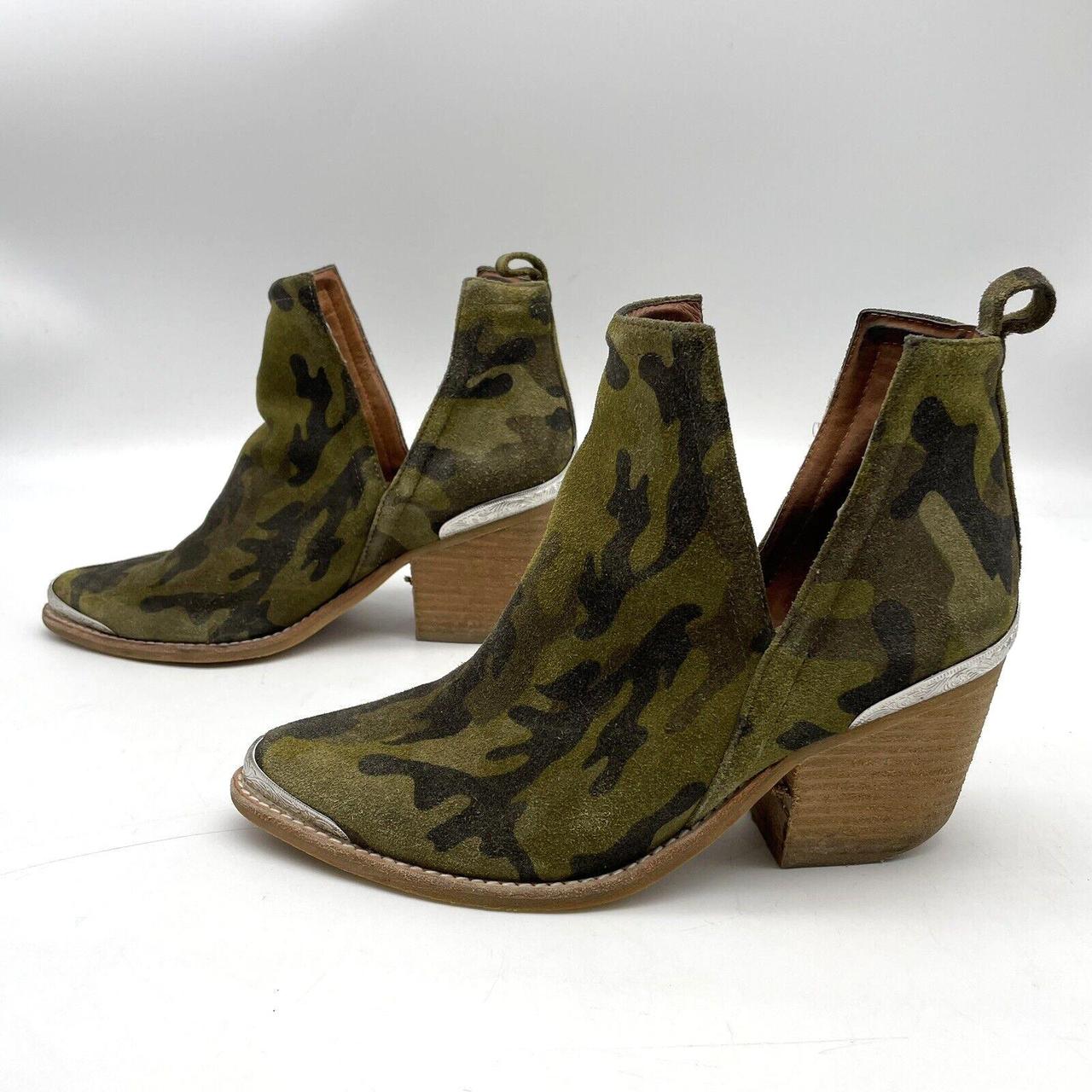 jeffrey campbell camo booties