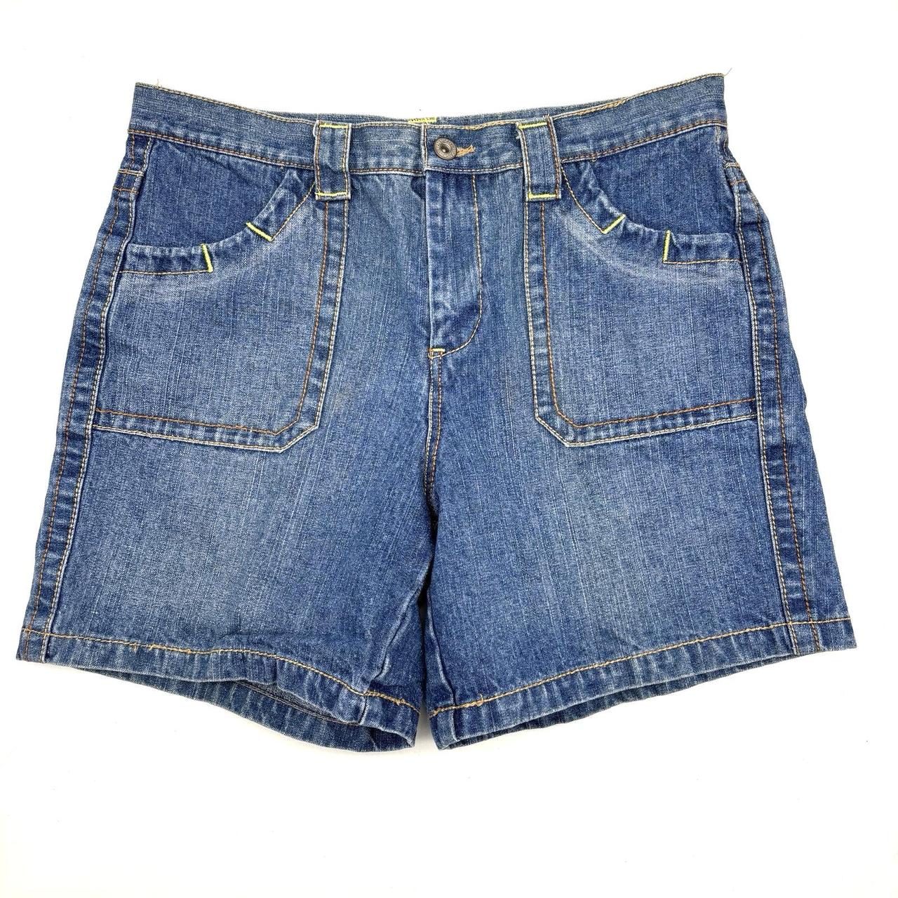 item listed by velvetposter