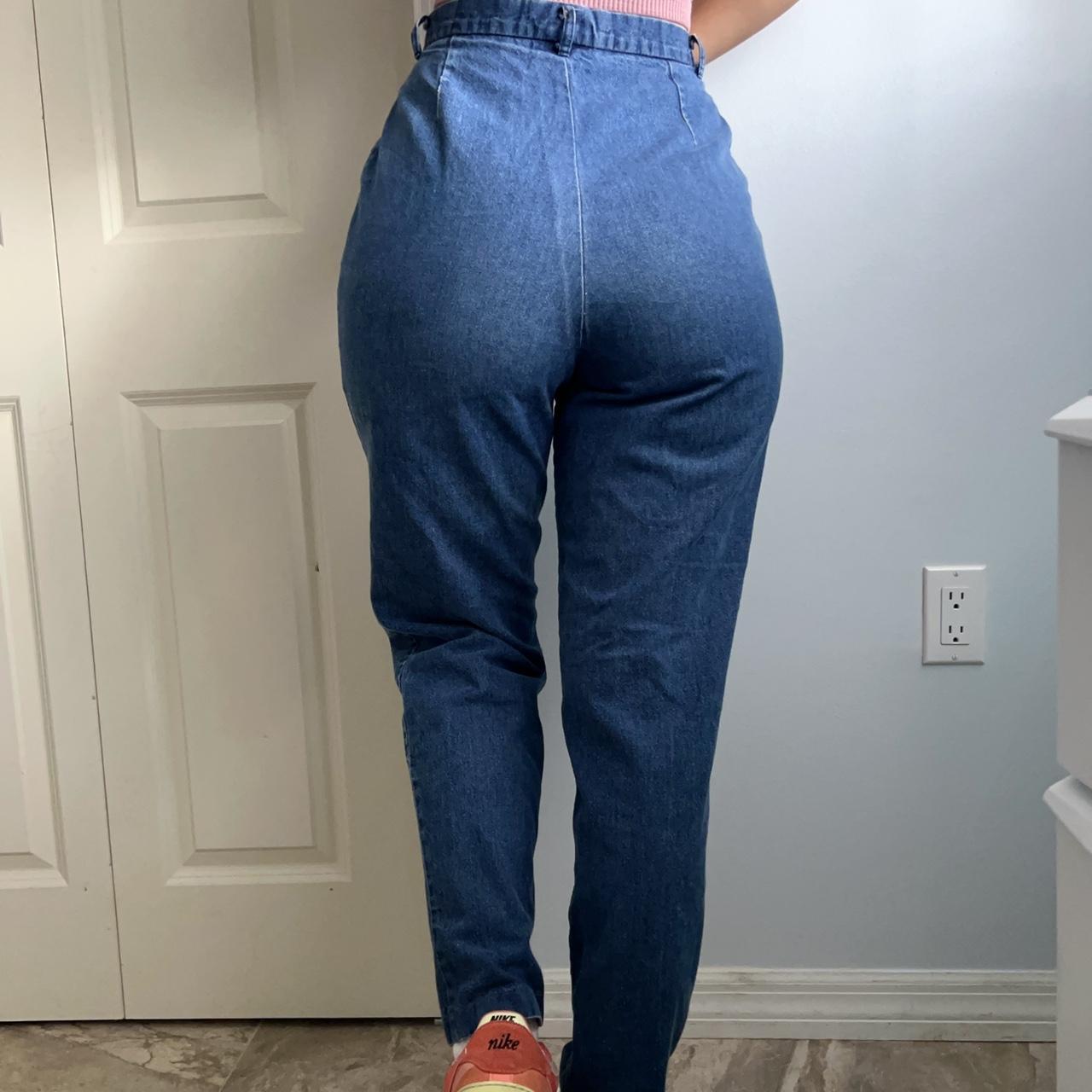 Chic Women's Blue and Navy Jeans (5)