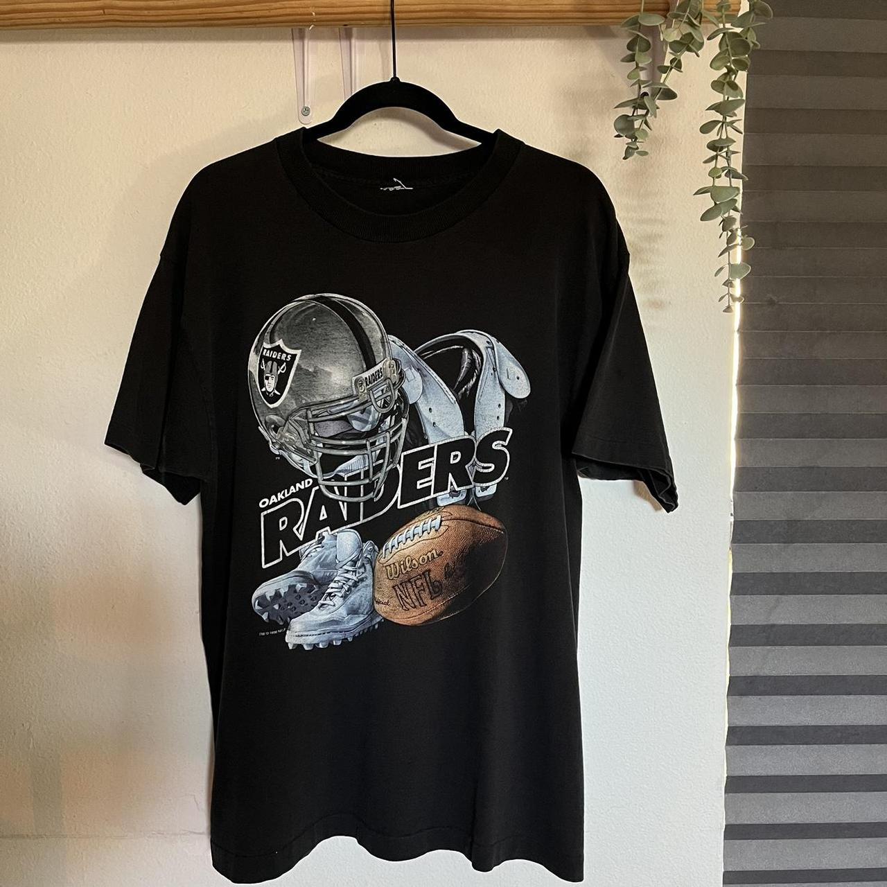 Vintage 1996 Oakland Raiders Tee Size: - Depop