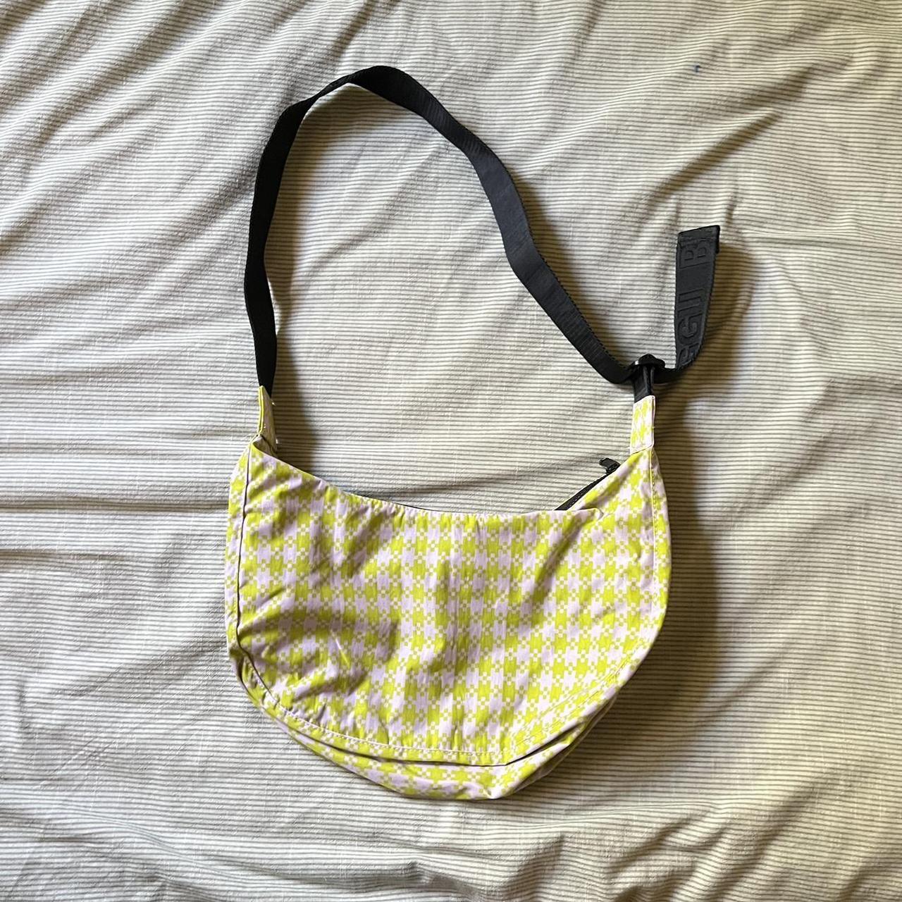 Baggu pixel gingham crescent bag in pistachio !... Depop
