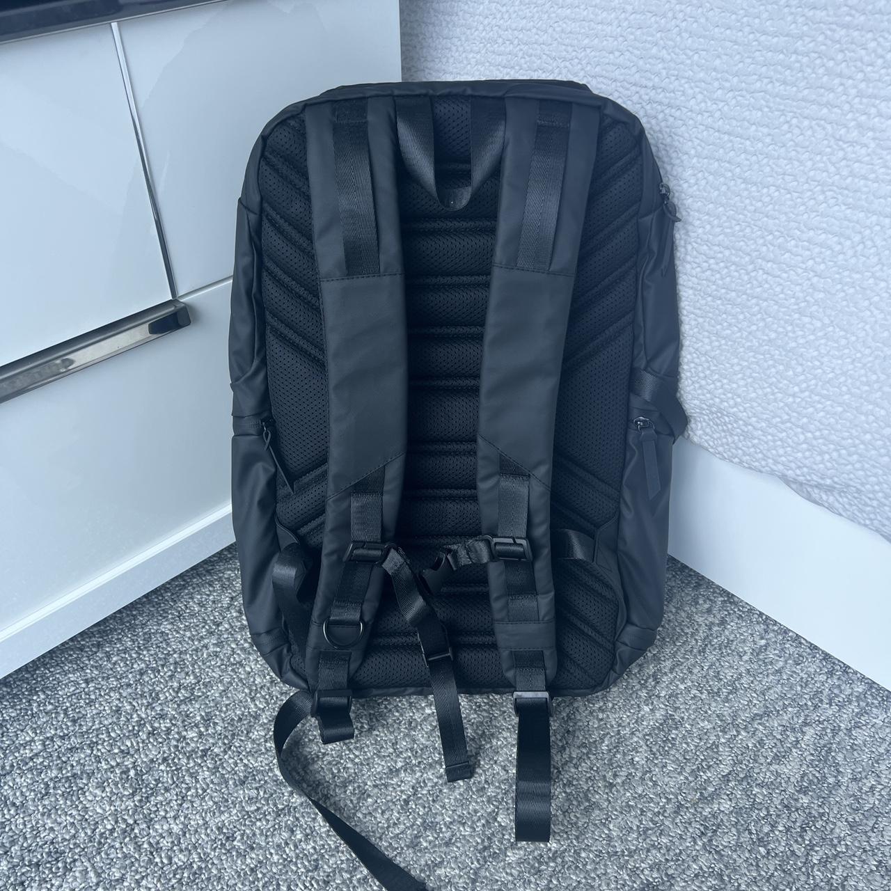 Gymshark Men's Black Bag Depop