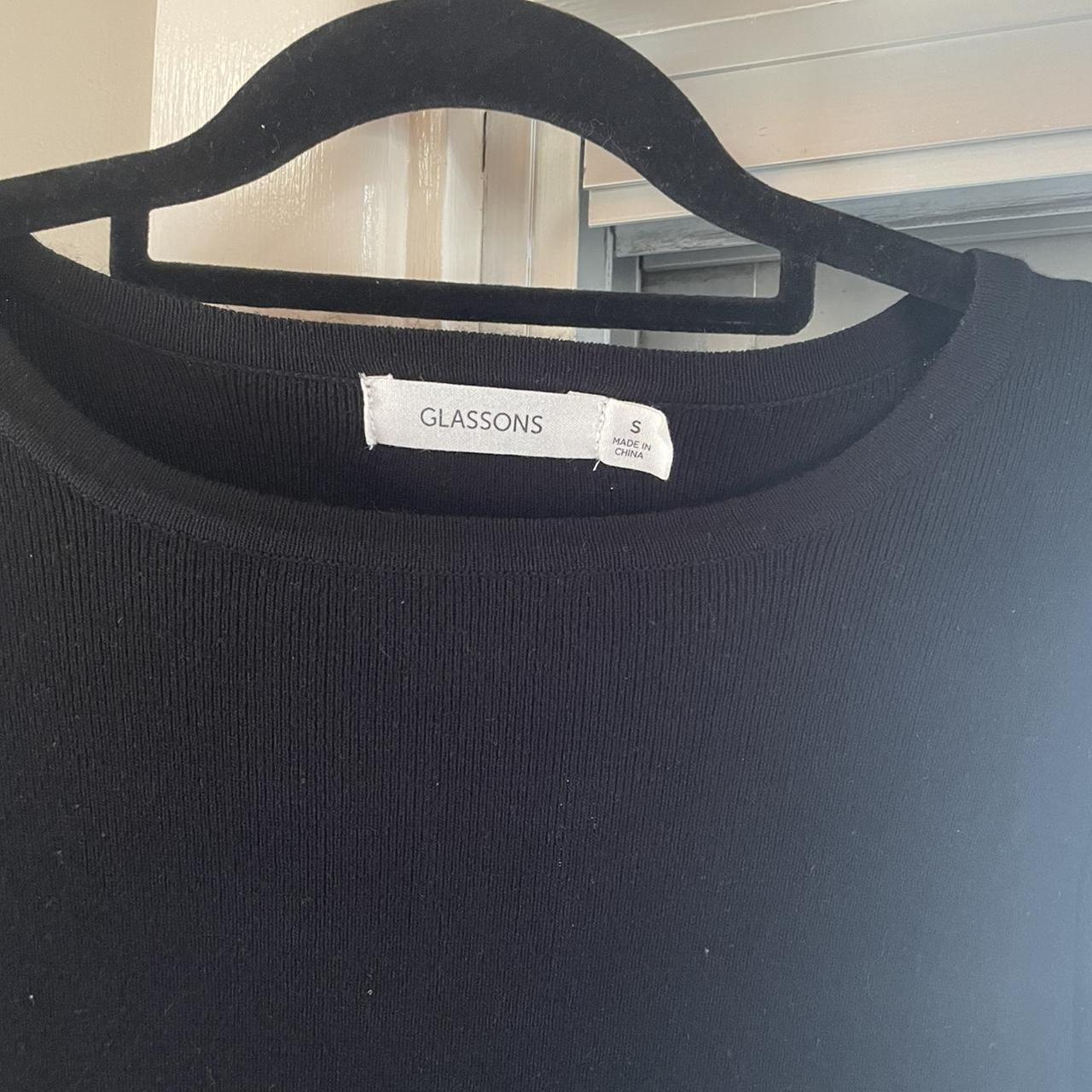 Glassons Women's Black Crop-top | Depop