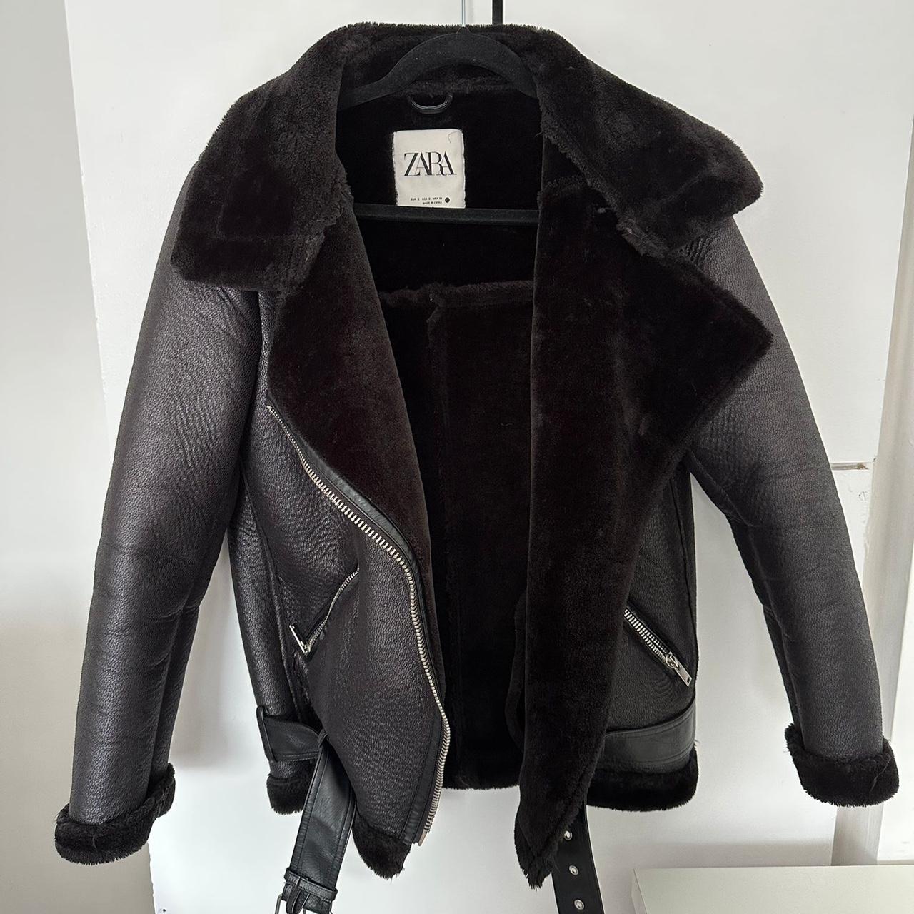 Zara Women's Black Jacket | Depop
