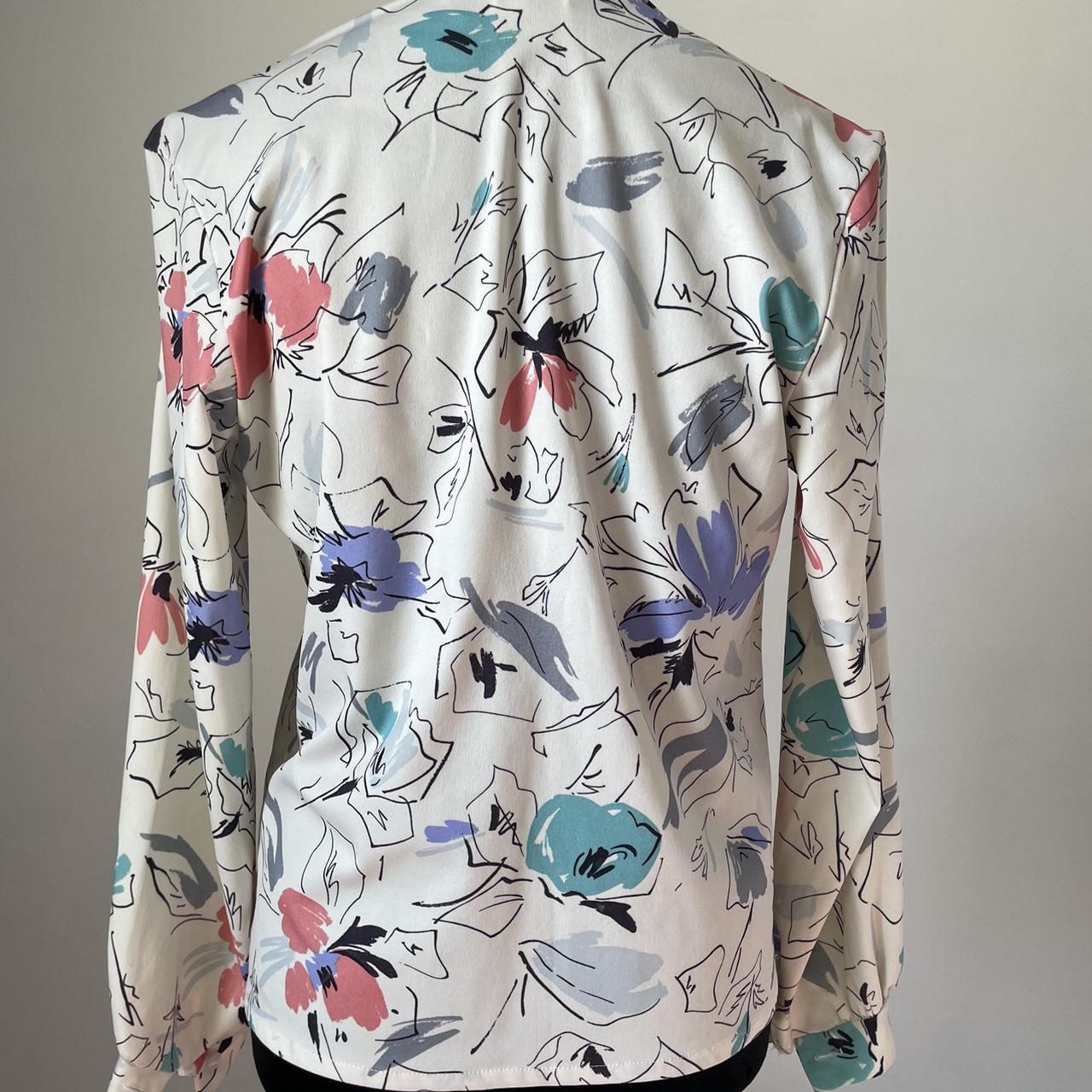 Vintage Blair Warren PA floral long sleeved... - Depop