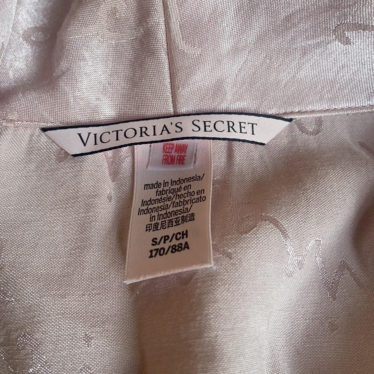 Victoria's Secret Women's Pink Robe | Depop