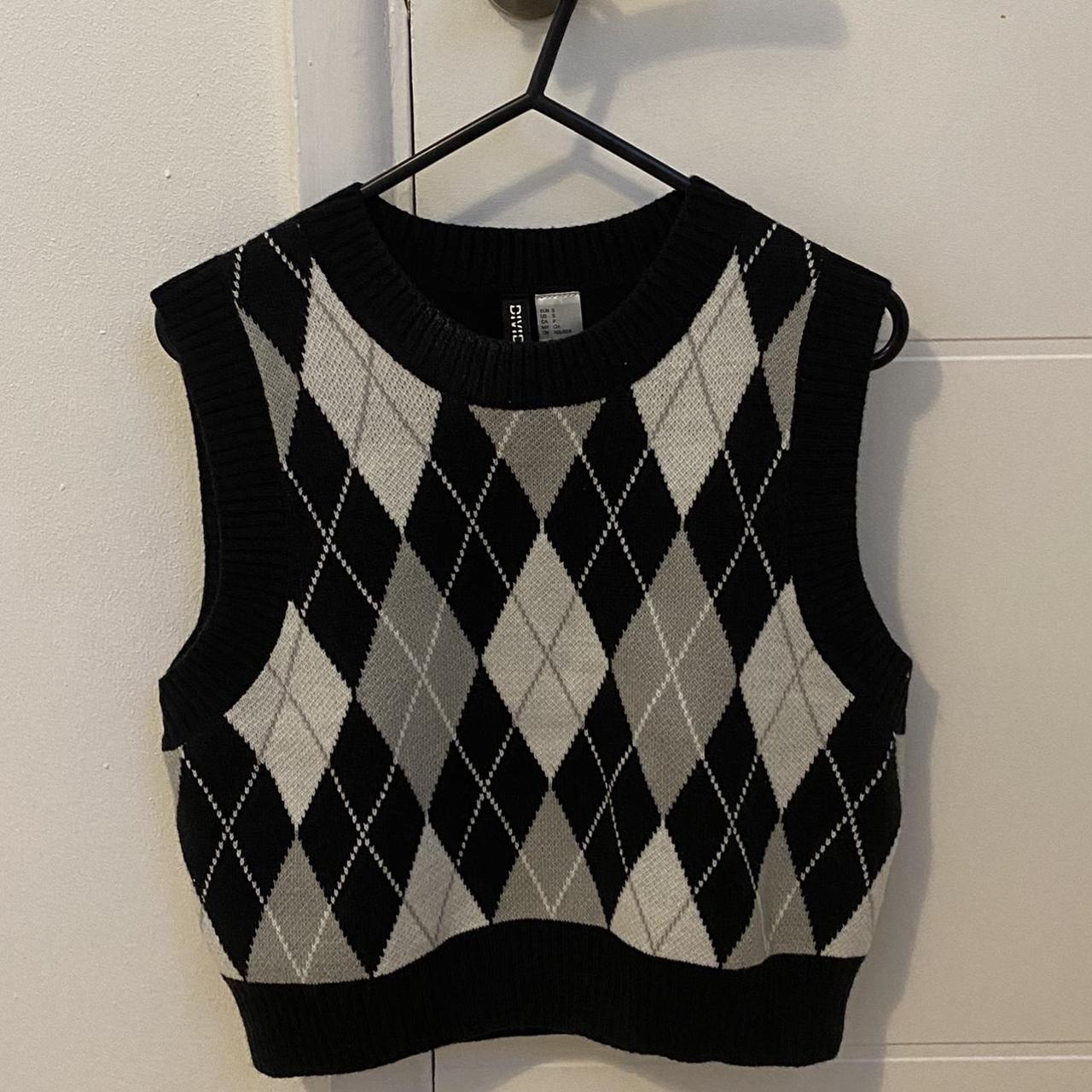 H&M Women's Vest | Depop