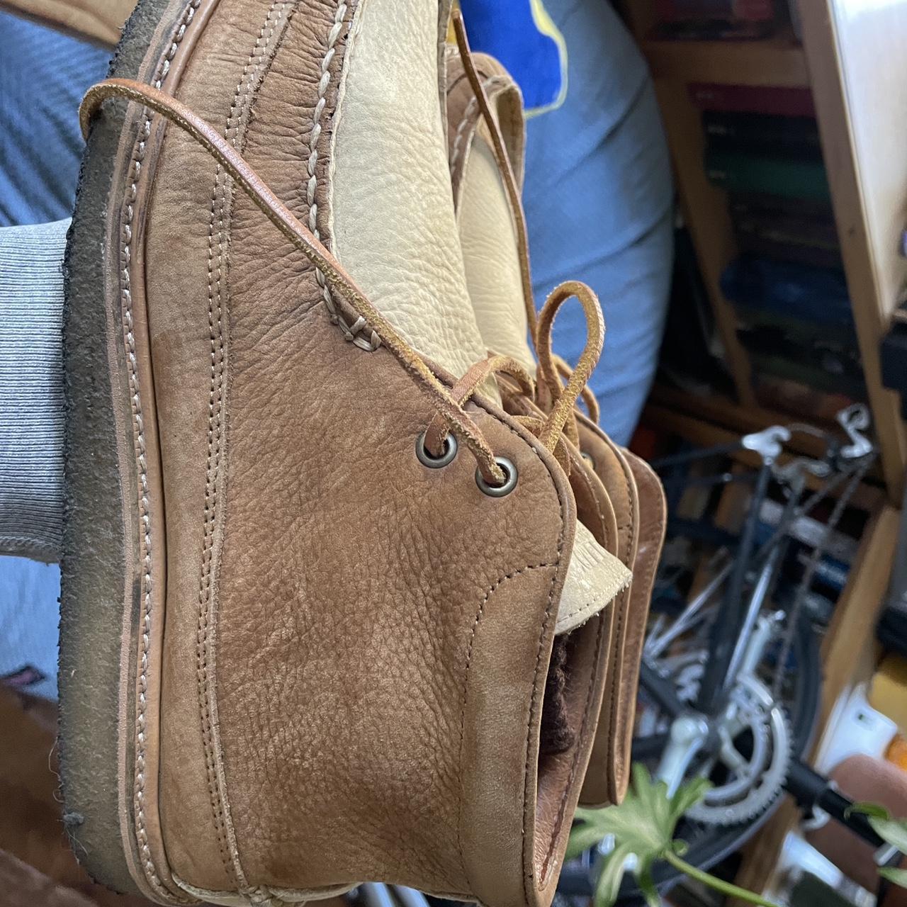 Sperry gold 2025 crepe chukka