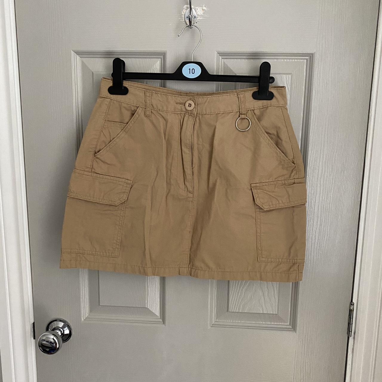 Glassons beige cargo style mini skirt from NZ with... Depop